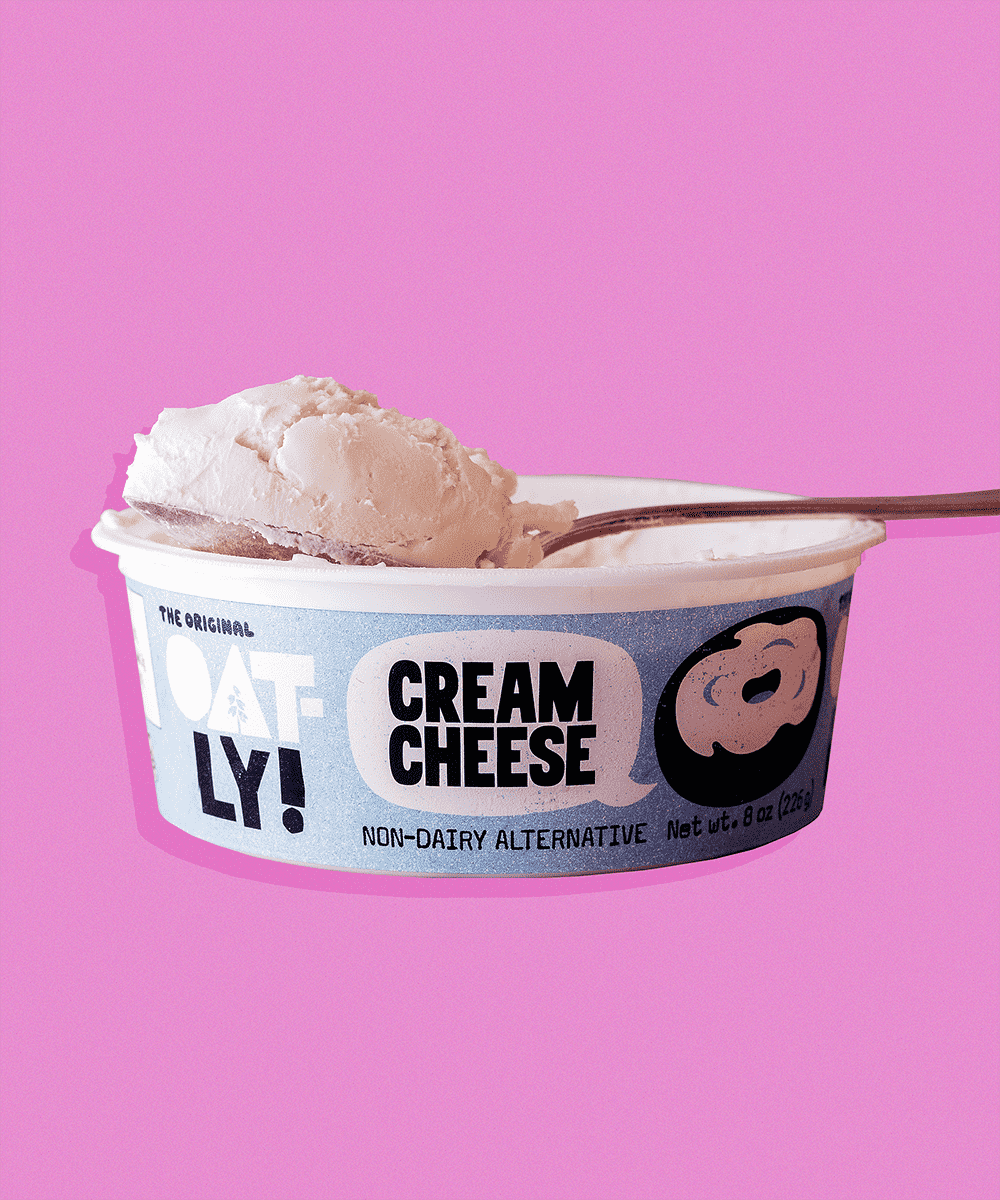 https://exploringvegan.com/wp-content/uploads/2023/09/Oatly-Vegan-Cream-Cheese-Review.png