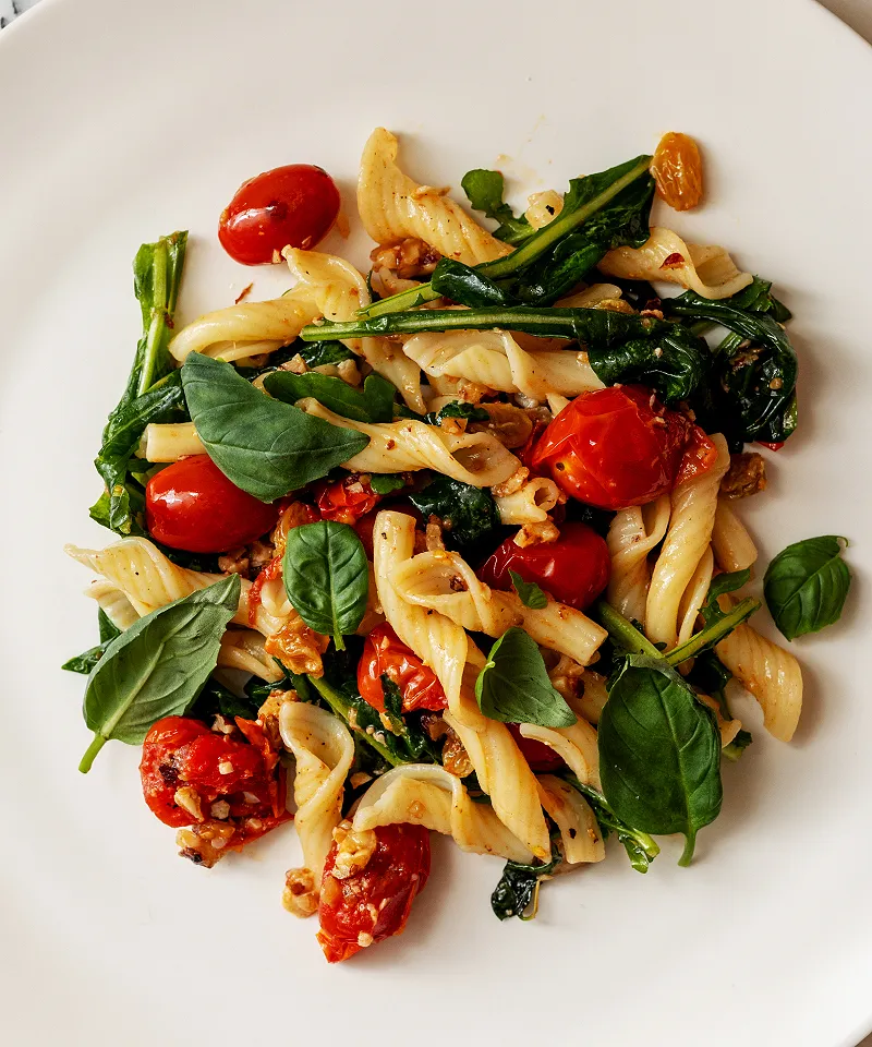 Vegan arugula pasta salad recipe