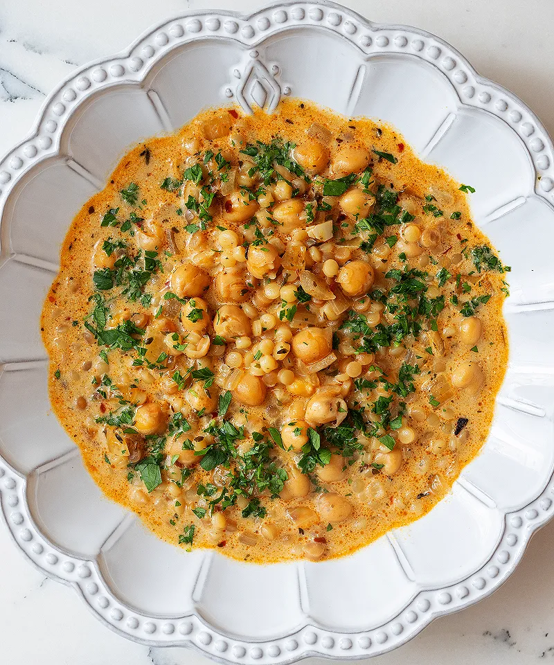 Vegan chickpeas and pearl couscous