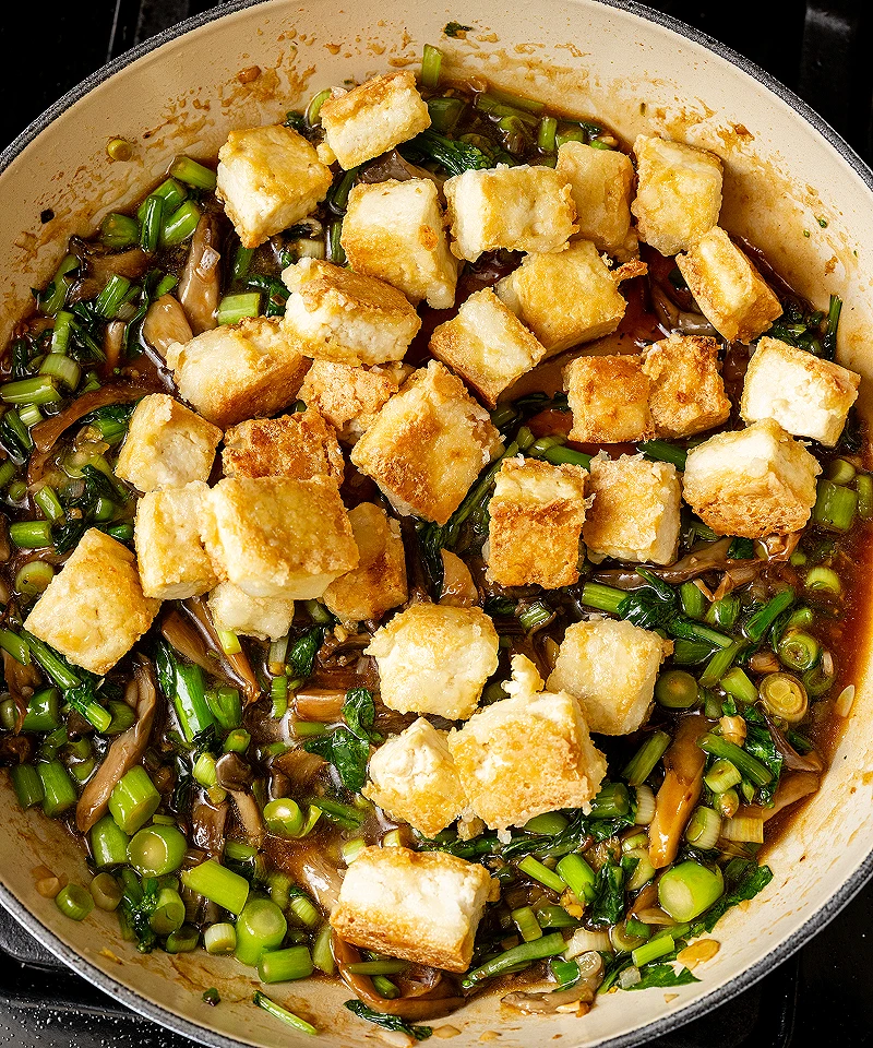 Add tofu to sauce