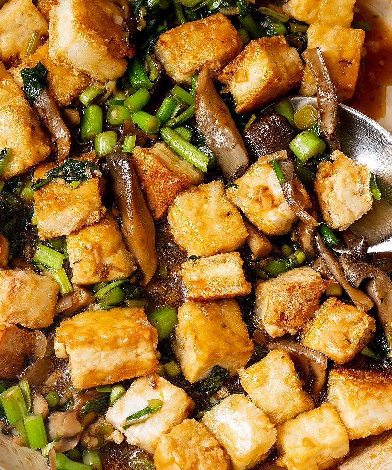 Tofu in sauce