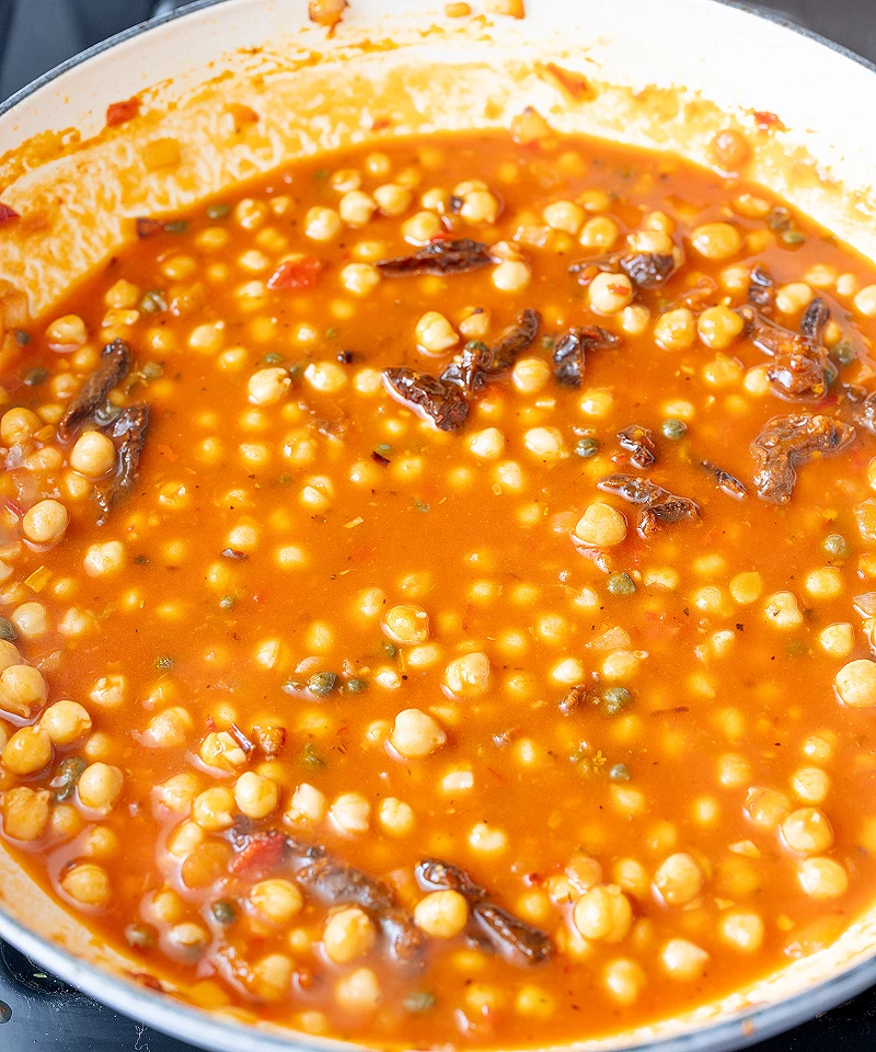 Simmer chickpeas
