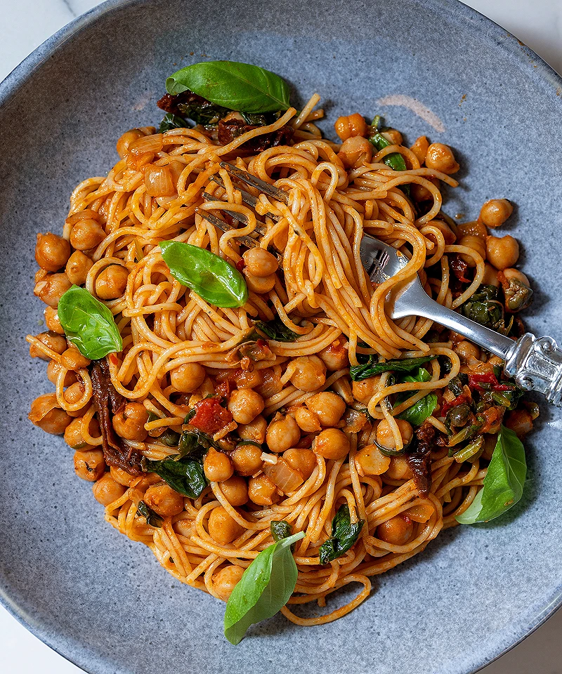 Vegan Sun-Dried Tomato Pasta with Chickpeas