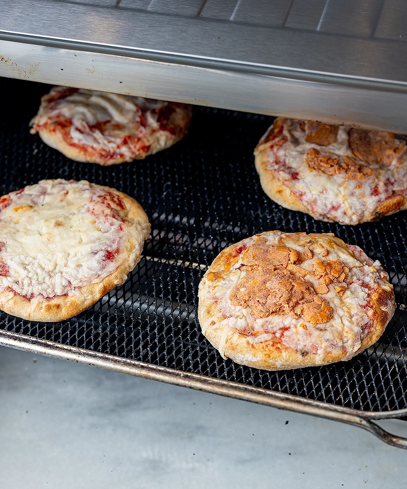 Vegan mini pizza
