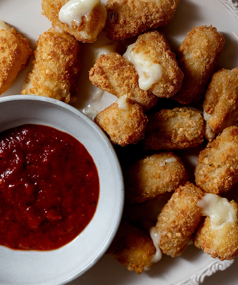 Wholly Veggie Mozzarella Style Sticks