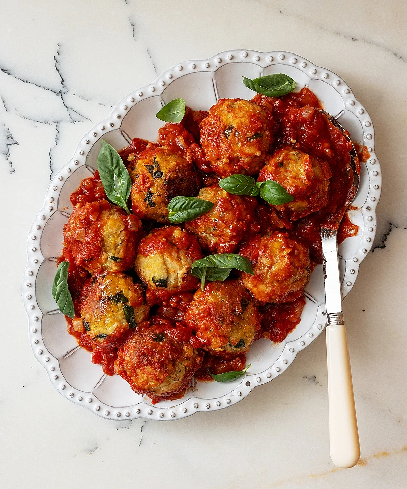Vegan red lentil meatballs