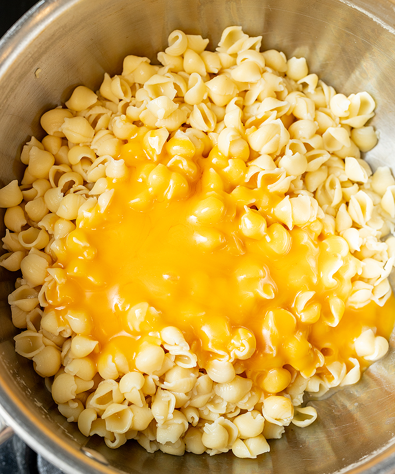 Add Banza cheese sauce